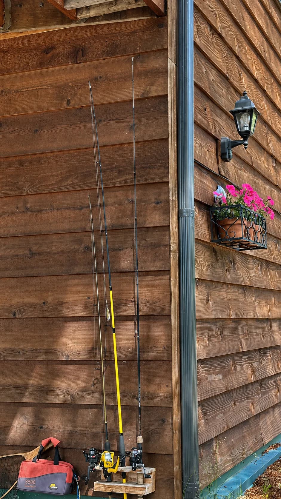 Fishing gear at Cozihaus on Blodgett Lake
